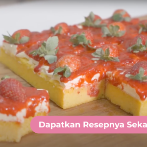 Vanilla Cake Dengan Selai Strawberry